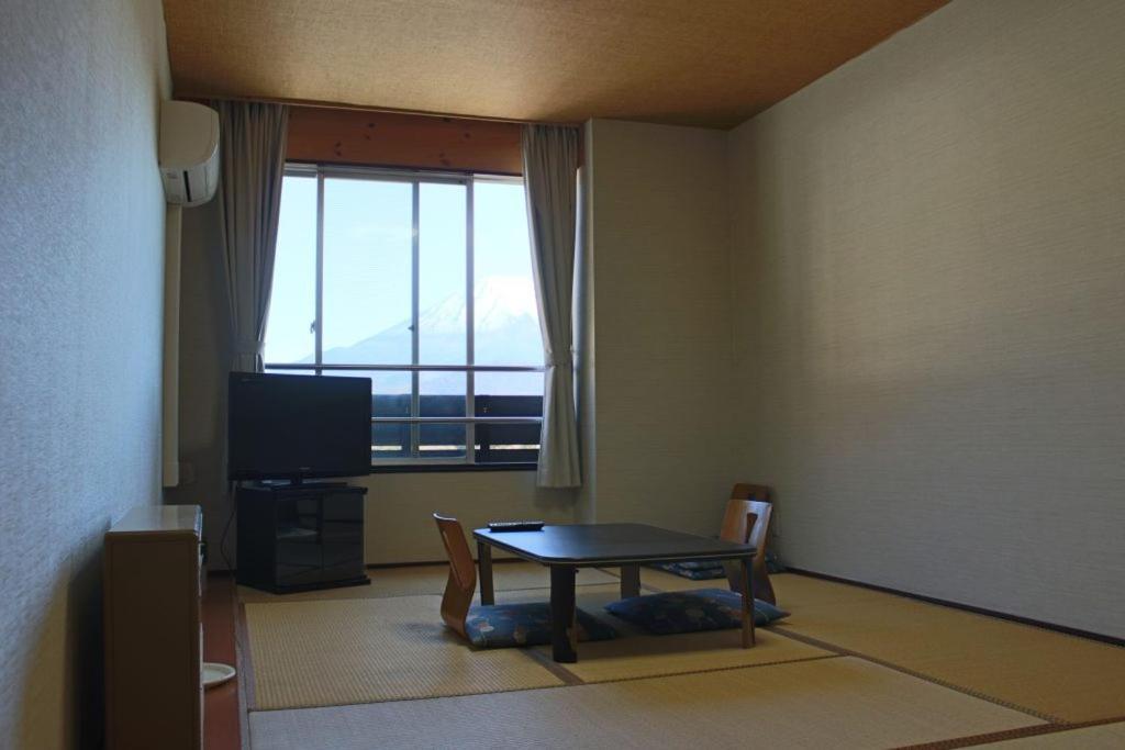 Shoji Mount Hotel Fujikawaguchiko Exterior photo